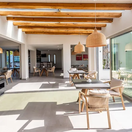 Milos Sea 4* Adámas