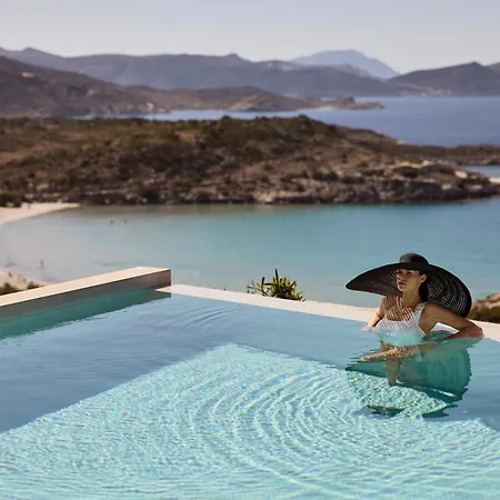 Milos Sea Adamantas (Milos)