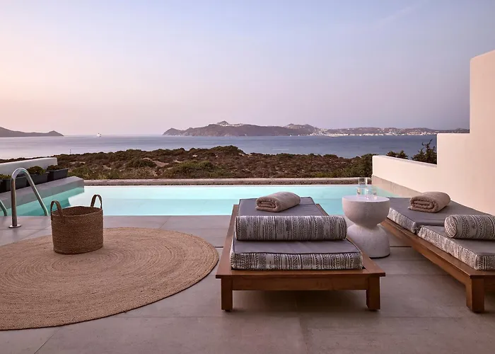 Milos Sea Adamantas (Milos)